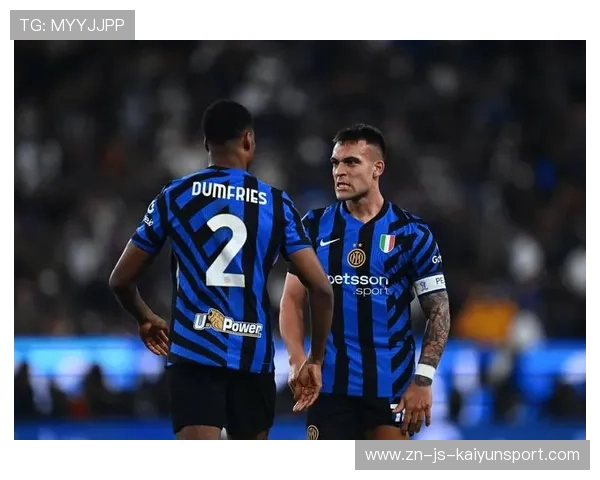 国米邓弗里斯传中训练深入加强：新战术助力蓝黑军团腾飞